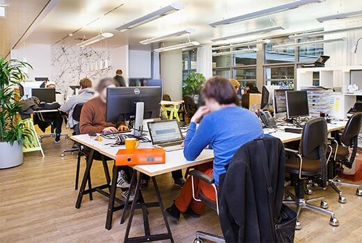 Die Vermessung des Schreibtisches – Oder: Was für ein Büro darf es denn sein?