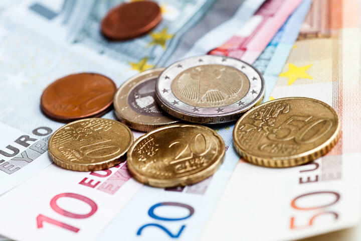Schweizer Großbank investiert in Spenden-Startup