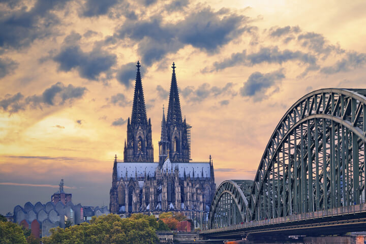 Was spricht für Köln? “Der Dom und Kölsch”
