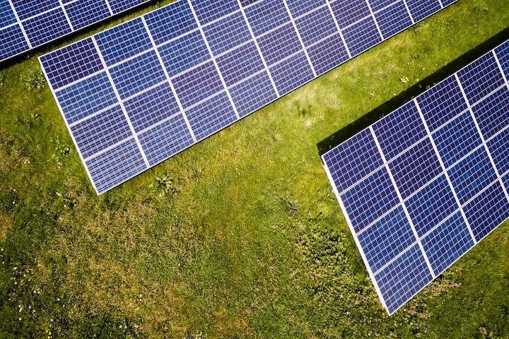 #EXKLUSIV – Frisches Kapital für Berliner Solar-Startup Auxolar – Alle Deals des Tages