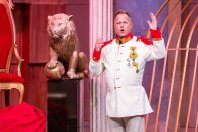 Precision, Doggybirthday, Skynopoly, Chrambl, alangu treten vor die Löwen