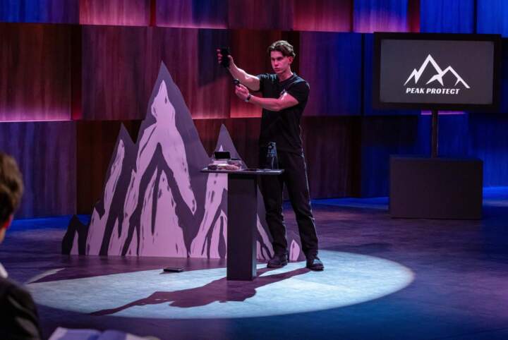 RE-SHIRT, Peak Protect, Jimmy, Heartbeat Revivel, purora, Butjer – Das Grillbrett treten vor die Löwen