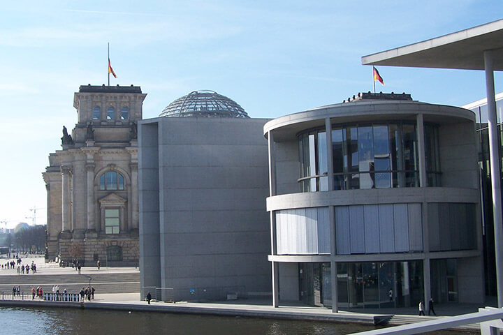 „Deutschland ist ein Bürokratendschungel“