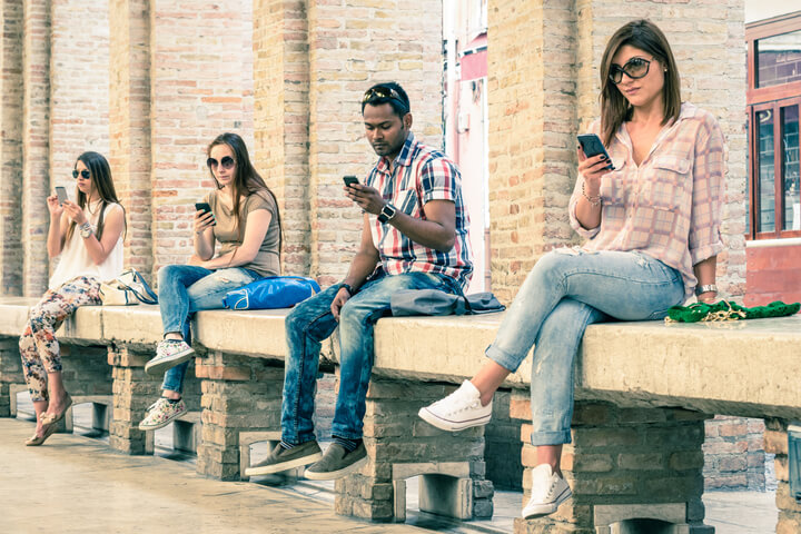 HelloShrimp verspricht „echte Menschen im echten Leben“