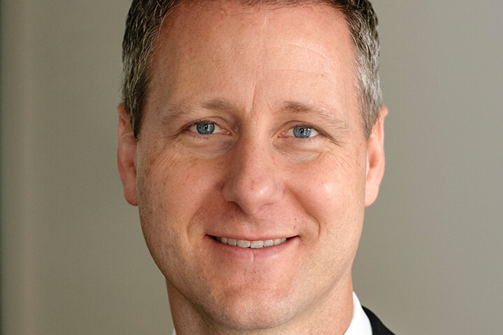 Über „Nachahmer, die Investoren heiße Luft verkaufen“