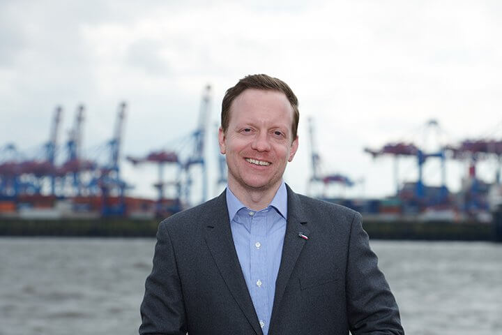 „Das Einkaufen in der Logistik kann so einfach sein wie Kaffee kochen“