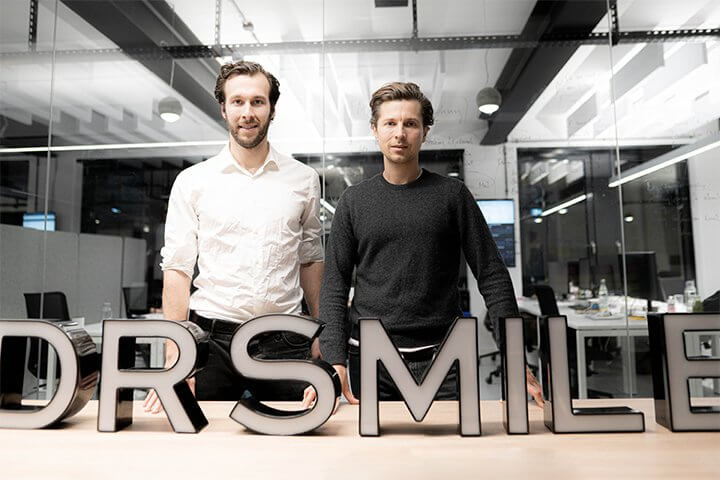 „Es war die richtige Entscheidung, DrSmile ohne jährliche Fundraising-Dynamik aufzubauen“