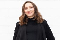 „Sobald ich am Schreibtisch sitze, geben Slack und Asana den Takt an“