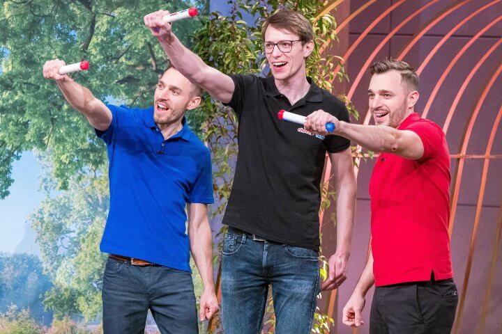 ChuckaRubba, equaly, Easy Exit, Mon Courage, Weinfly treten vor die Löwen