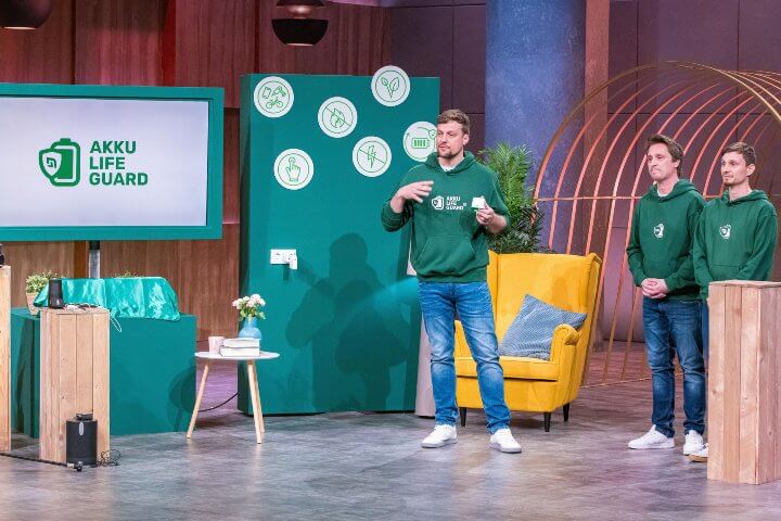 TukToro, Arang, HomeResQ, Akku Life Guard, Kokomoon treten vor die Löwen